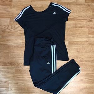 Mint condition Adidas set!